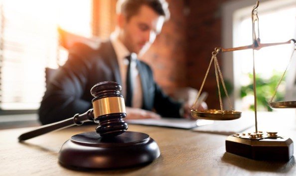 محامي عقارات متخصص في المنازعات العقارية