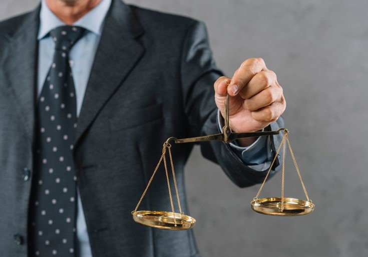 محامي شركات بالرياض