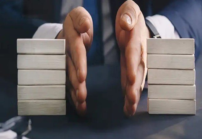 من يرث الأم بعد موتها