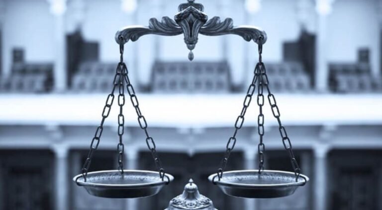 من يرث الأم بعد موتها