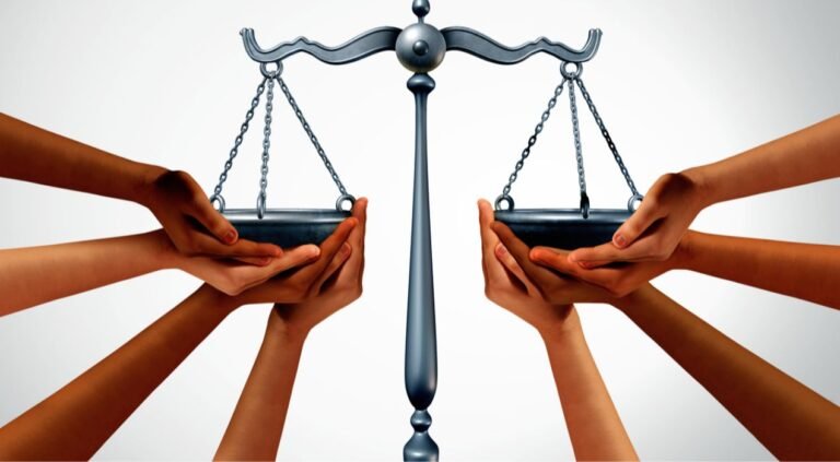 كيف يقسم ميراث الأم على الأبناء