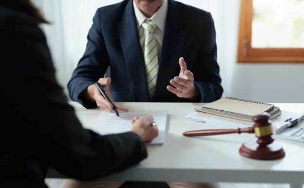 حكم أول سابقة مخدرات