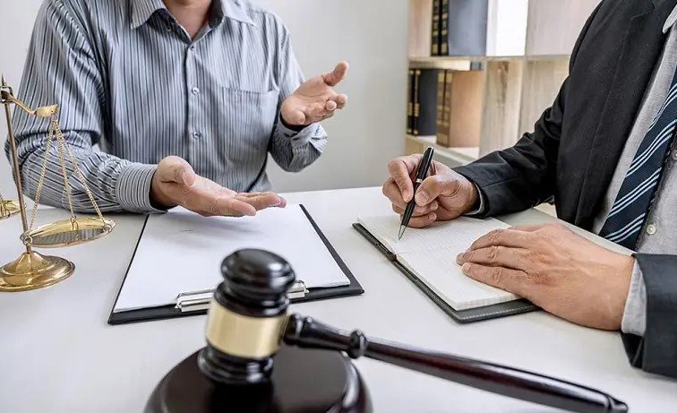 عقوبة اتهام الشخص