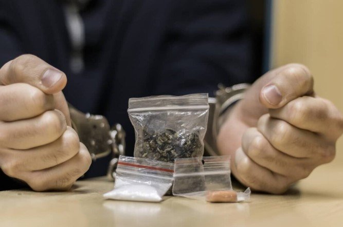 عقوبة حيازة حبوب ليريكا