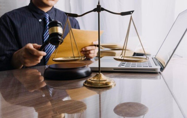 أفضل محامي في مكة المكرمة