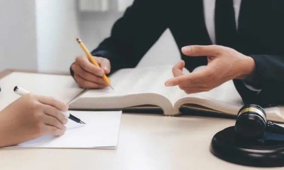 القضايا التجارية