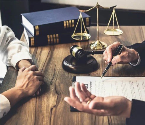  محامي قضايا تحكيم في الدمام