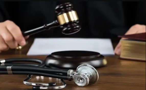 محامي أخطاء طبية في الدمام 