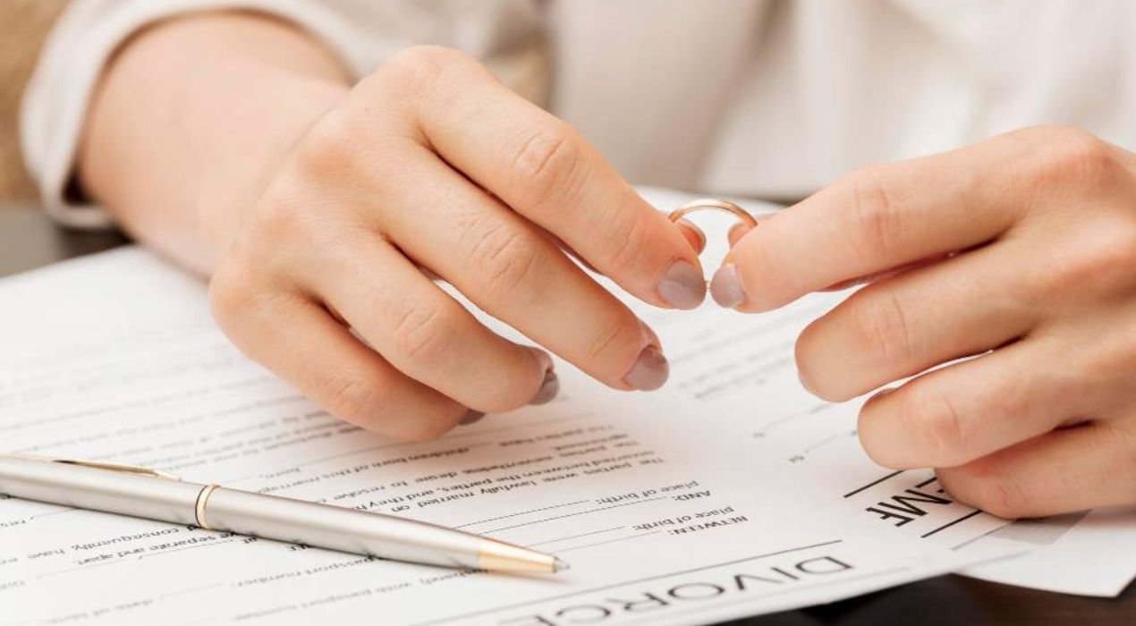 فسخ عقد الزواج من قبل الزوجة