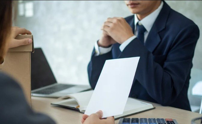الاستقالة من العمل في القطاع الخاص