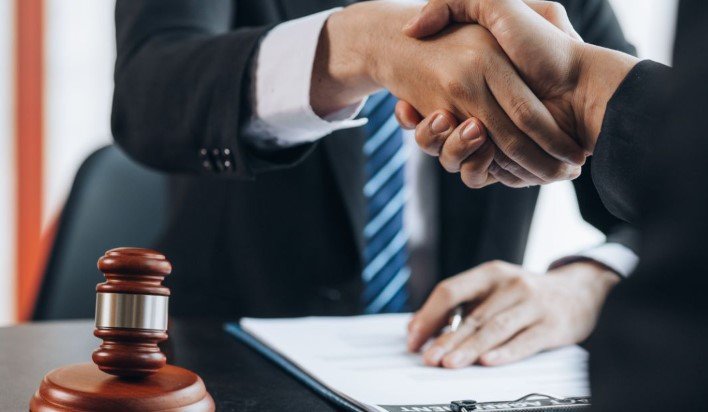 محامي تأسيس شركات في السعودية