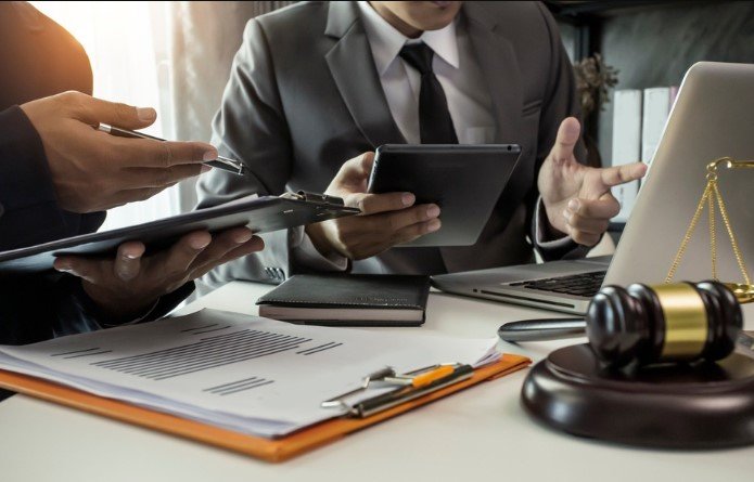 محامي تأسيس شركات في السعودية