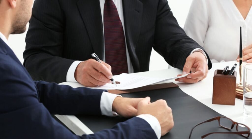 محامي تعويضات