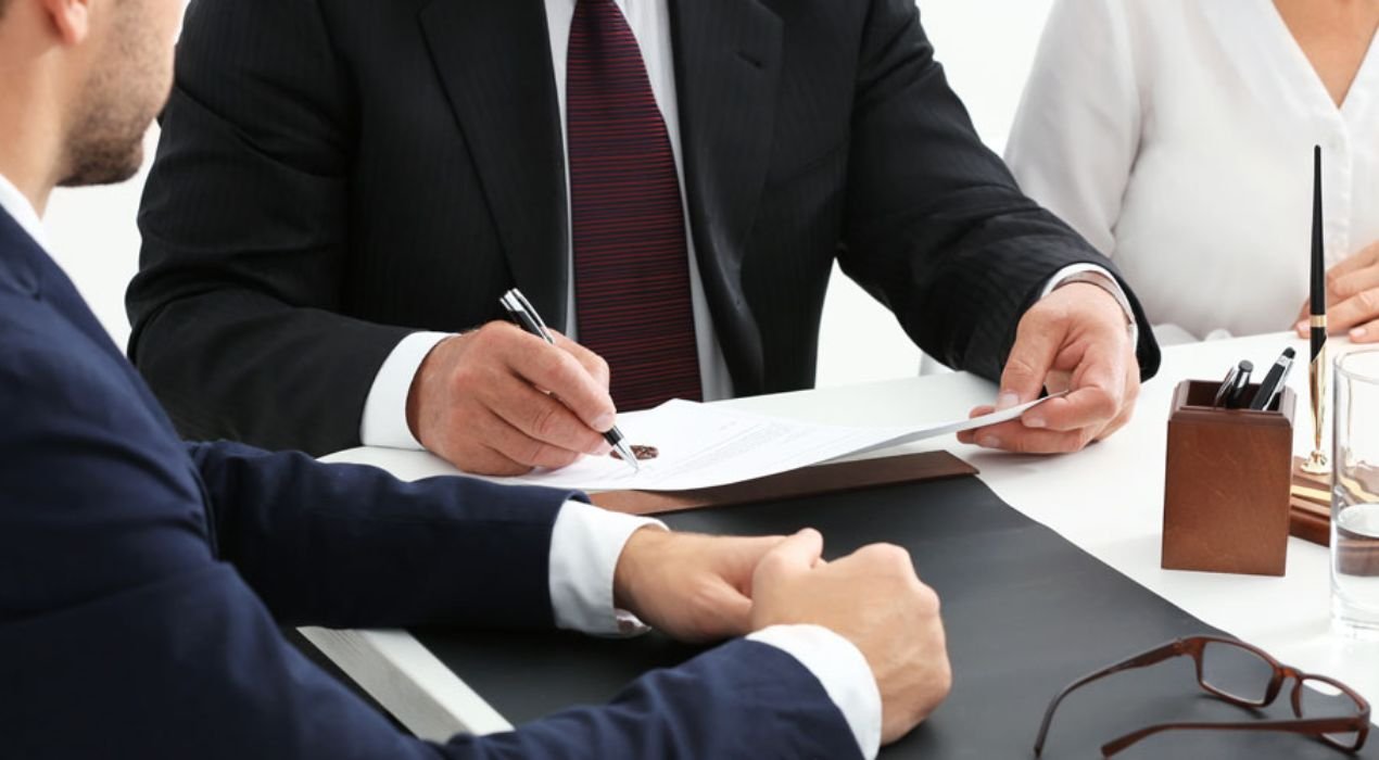 محامي تعويضات