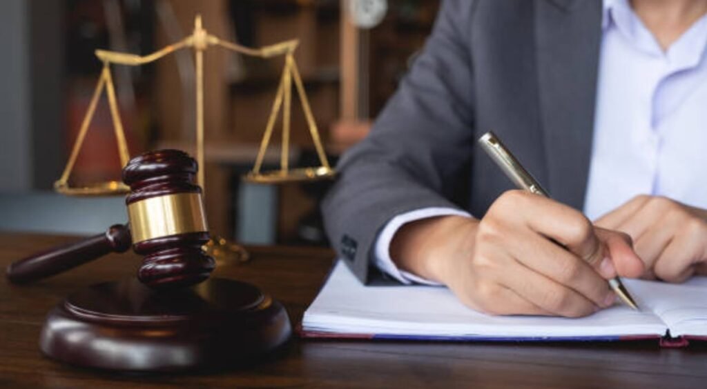 محامي مكتب العمل