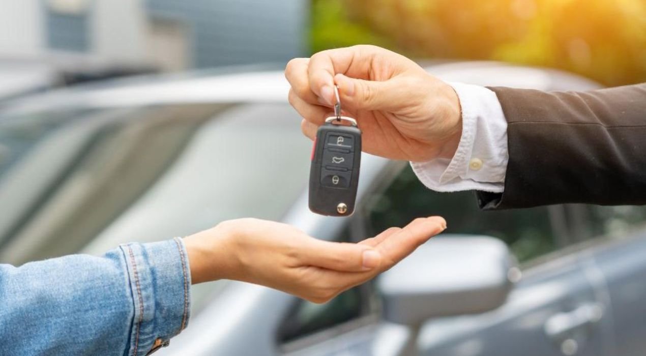 نقل ملكية سيارة