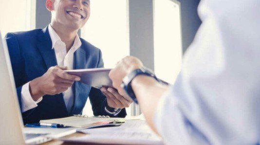 حاسبة مكافأة نهاية الخدمة 