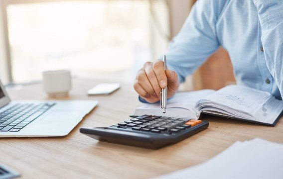 حاسبة مكافأة نهاية الخدمة 