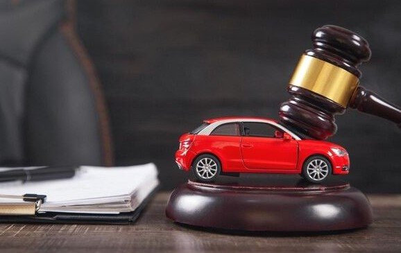 متى تحتاج إلى محامي حوادث مرورية