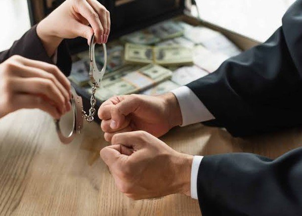 عقوبة الاختلاس في القطاع الخاص