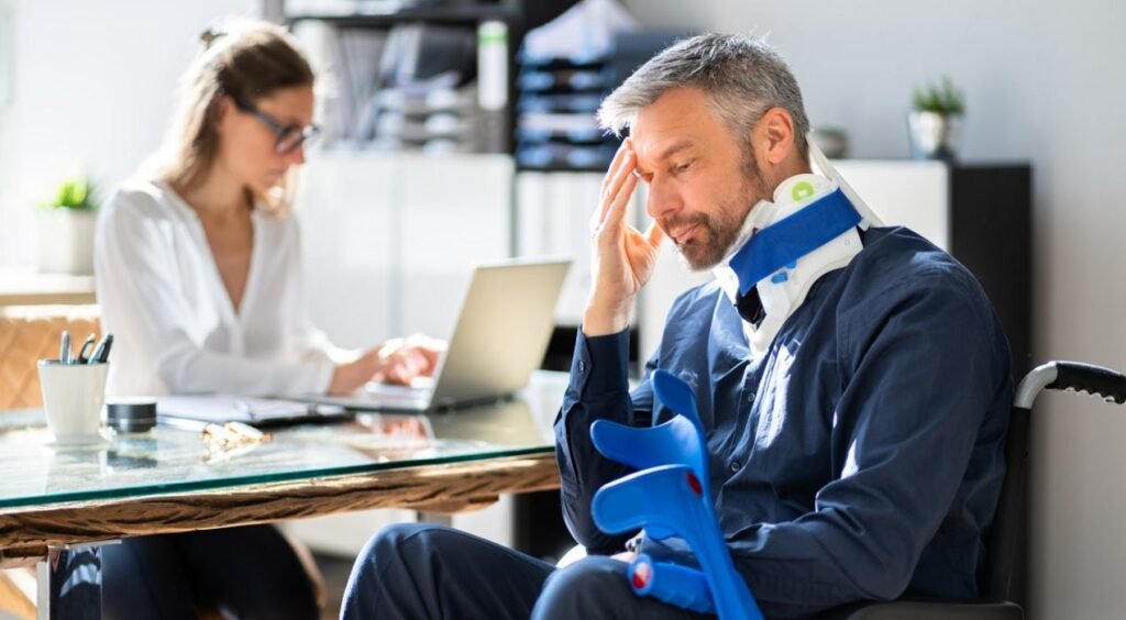 التعويض عن الإصابة بالعاهة